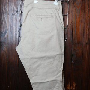 American Eagle trouser